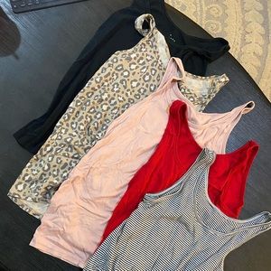 Set of 5 target tank tops like new